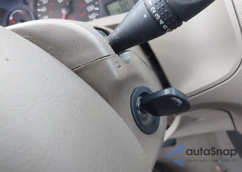 2005 Ford Focus Zxw from USA, damaged, VIN 1FAFP36N25W132570